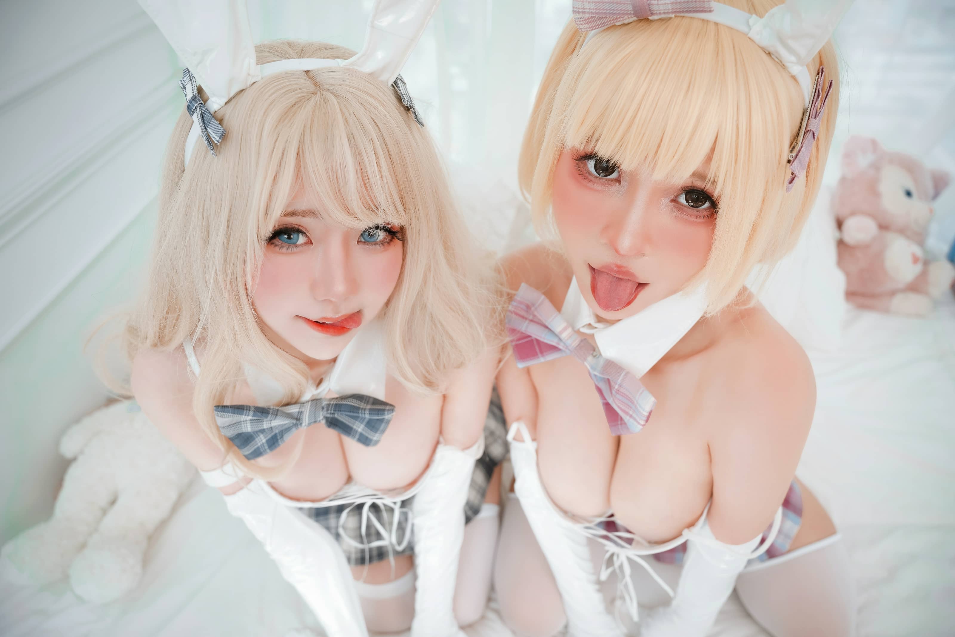 Azami NO.089 – White Bunny Girl (&Sally Dorasnow) [15P]