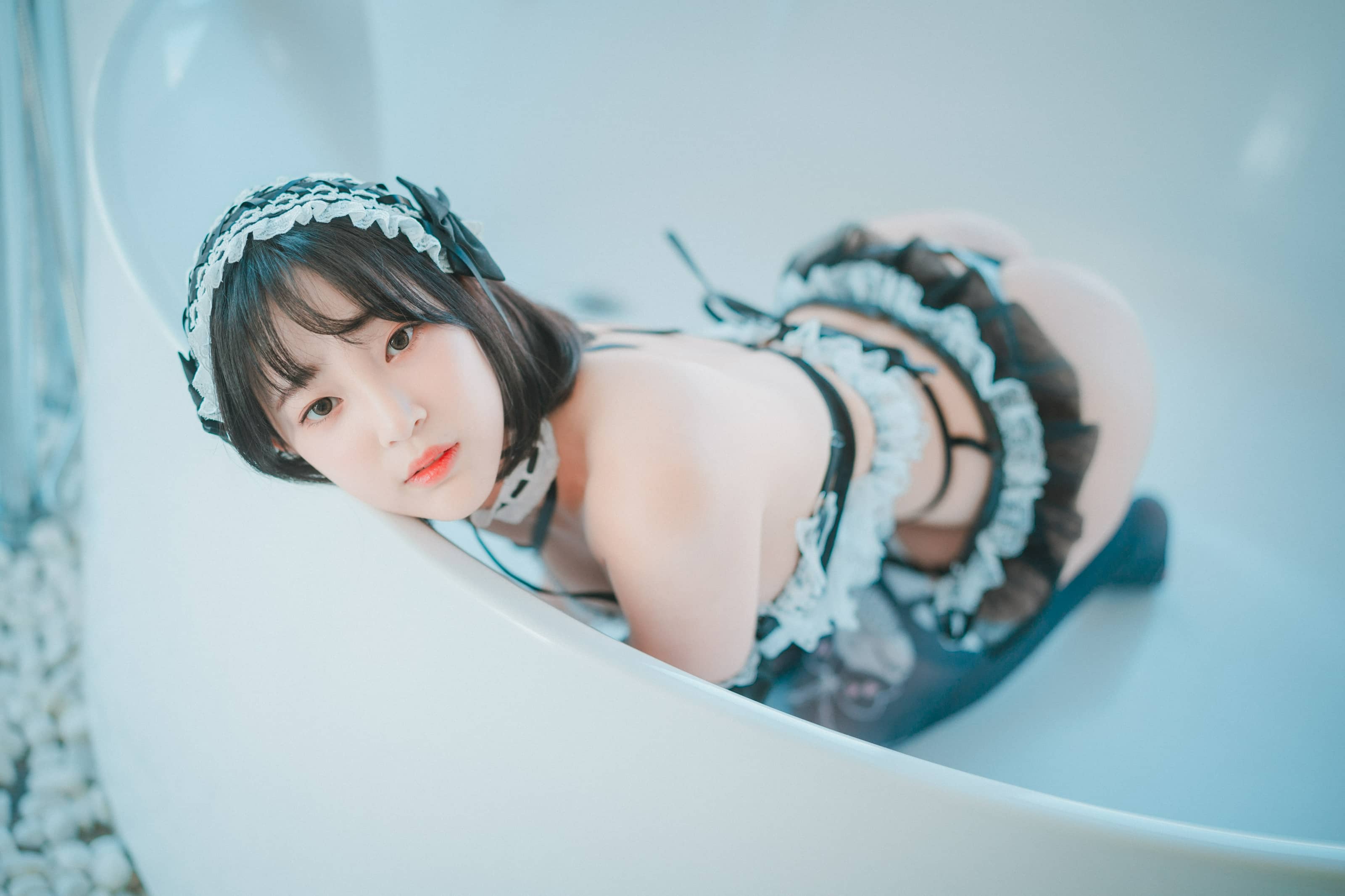 姜仁卿Ebichu(강인경) NO.047 – [DJAWA] Maid in Lace Limitation [51P]