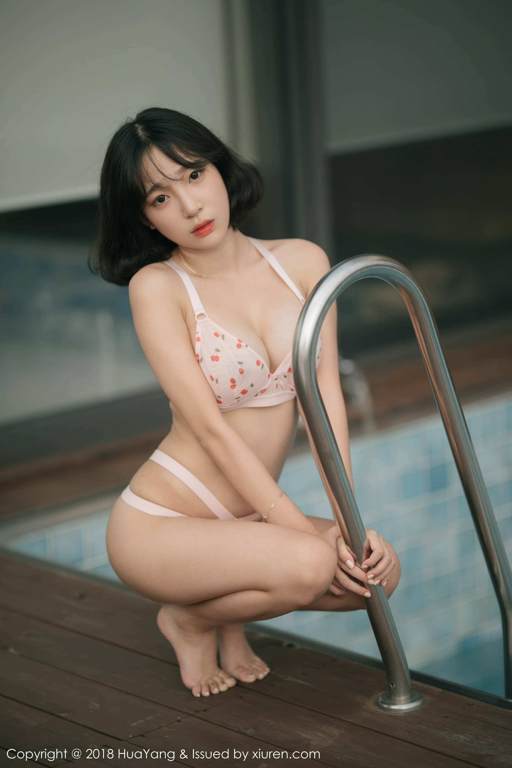 姜仁卿Ebichu(강인경) NO.001 – [HuaYang花漾] 2018.09.26 VOL.085 [46P]