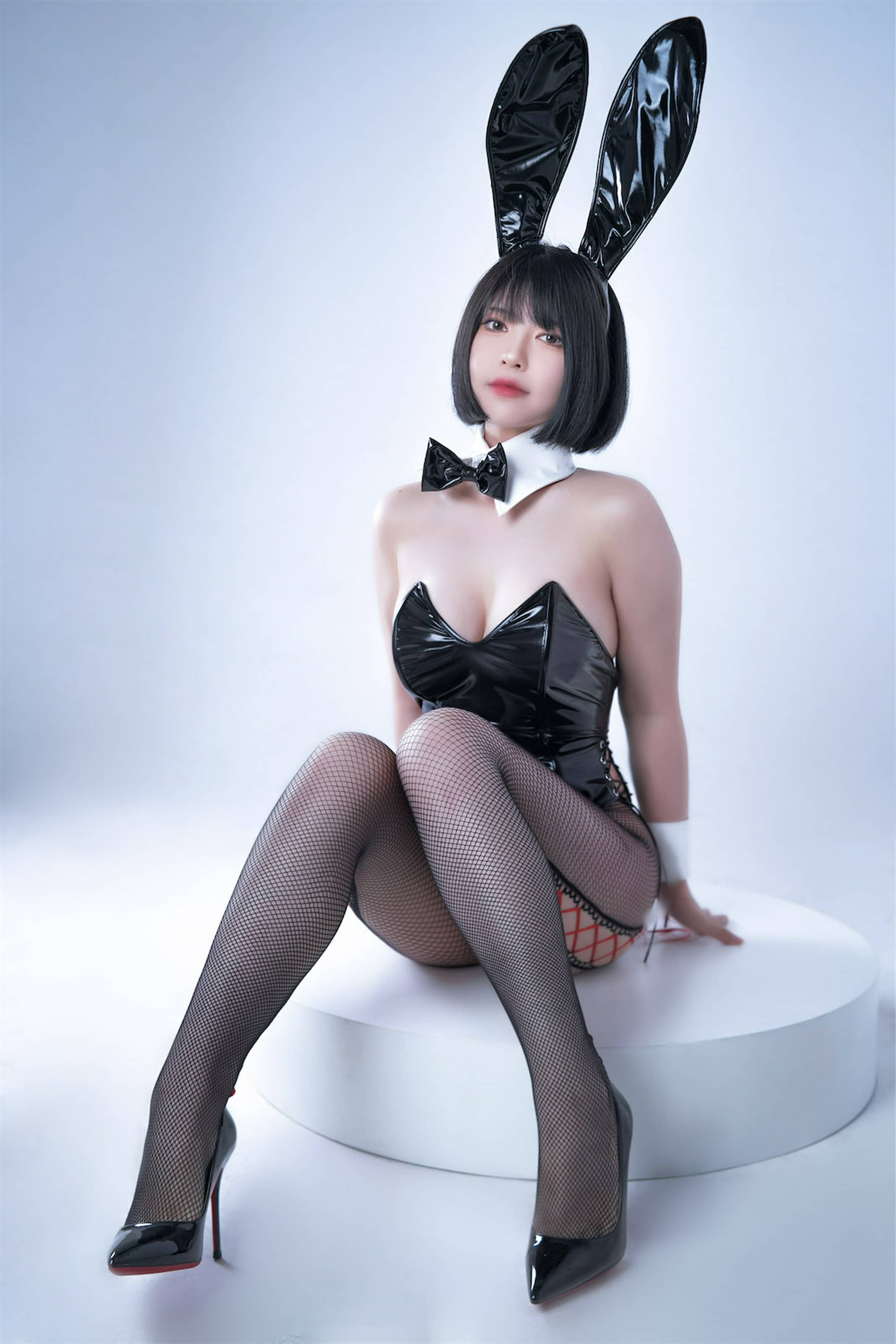 BANBANKO半半子 NO.038 – Bunny [75P]