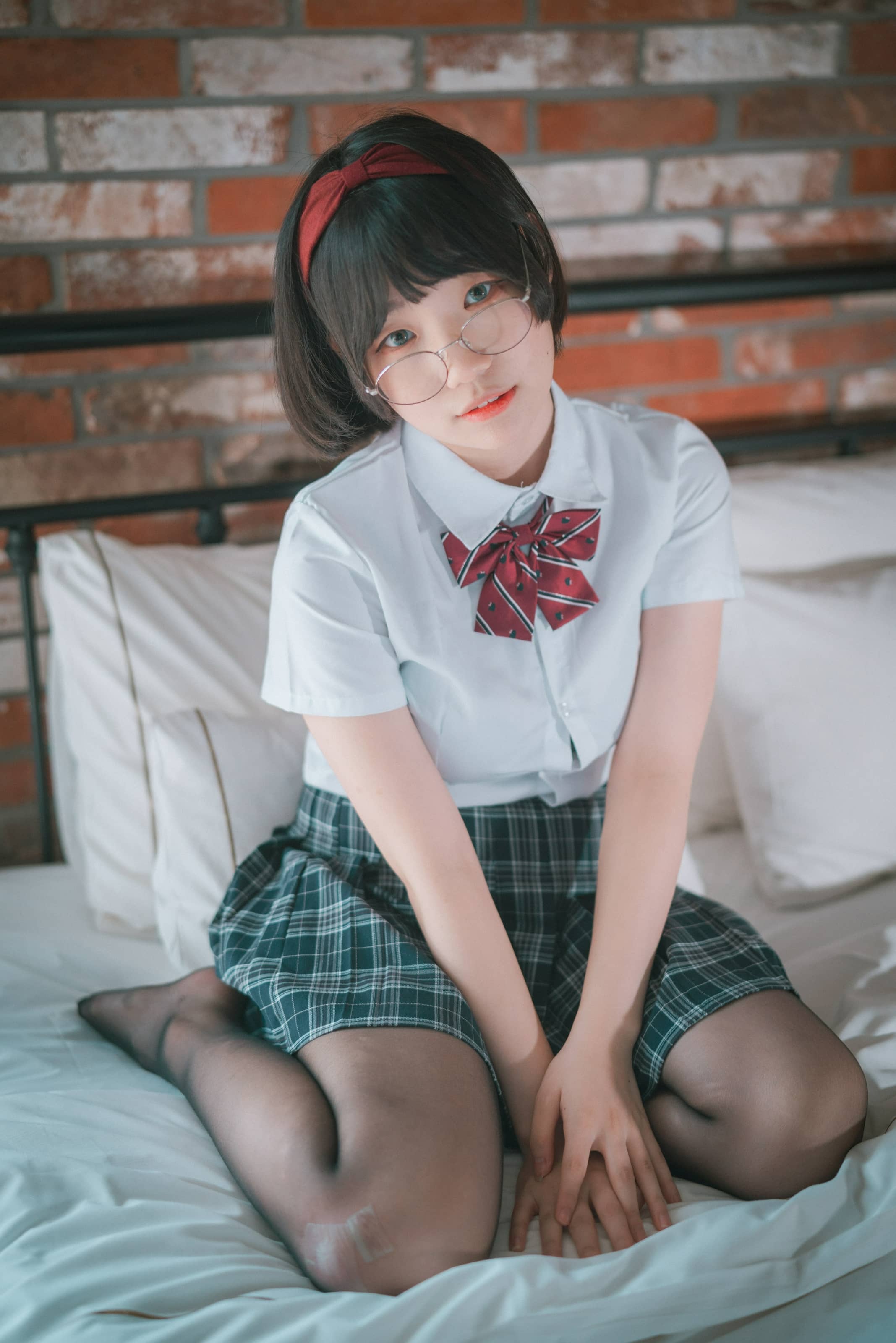 Mimmi(밈미) NO.005 – [DJAWA] Model Student [46P]