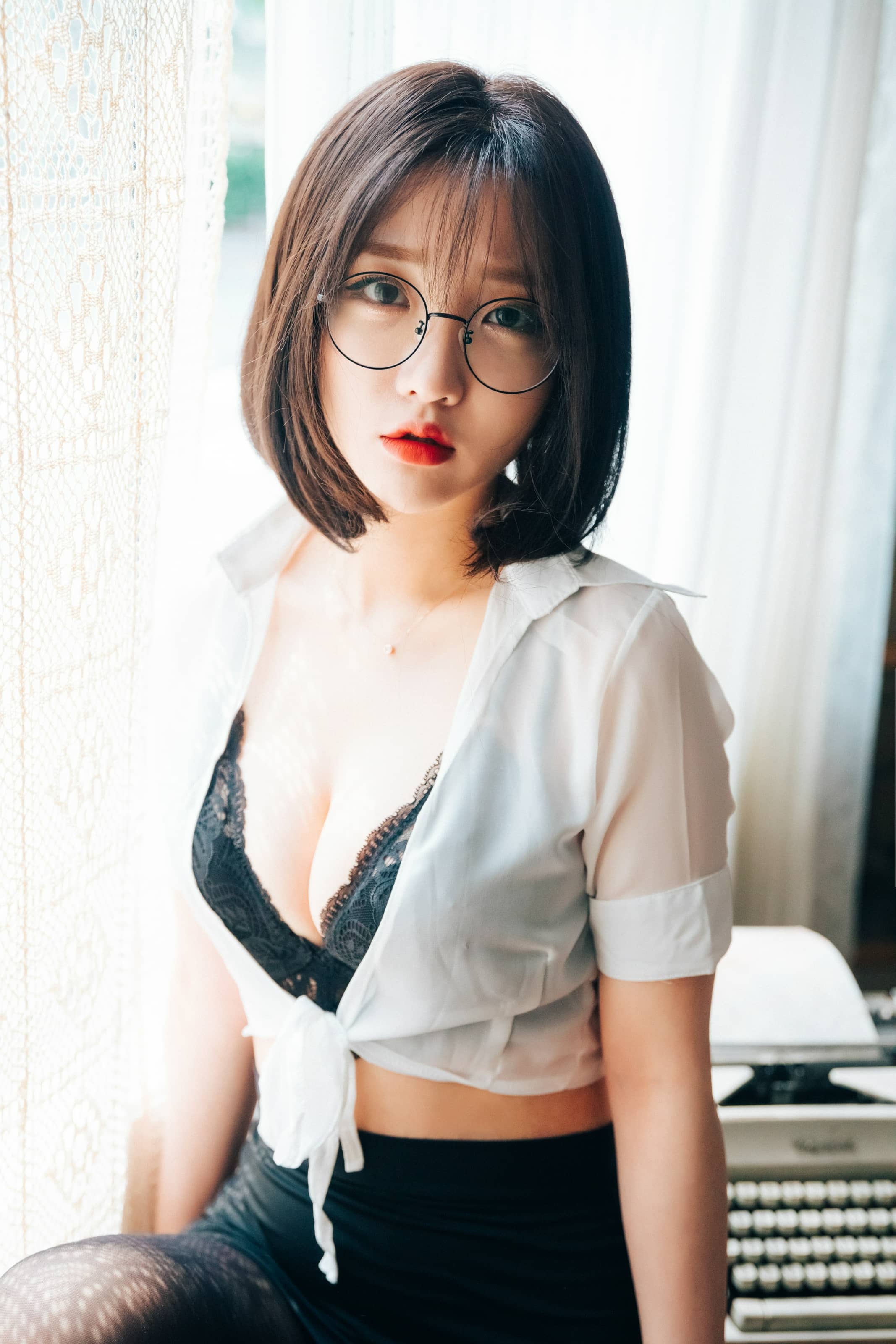 孫樂樂Jang Ye Eun(손예은) NO.014 – [Loozy] Officegirl’s Vacation VOL.1 [54P 10V]