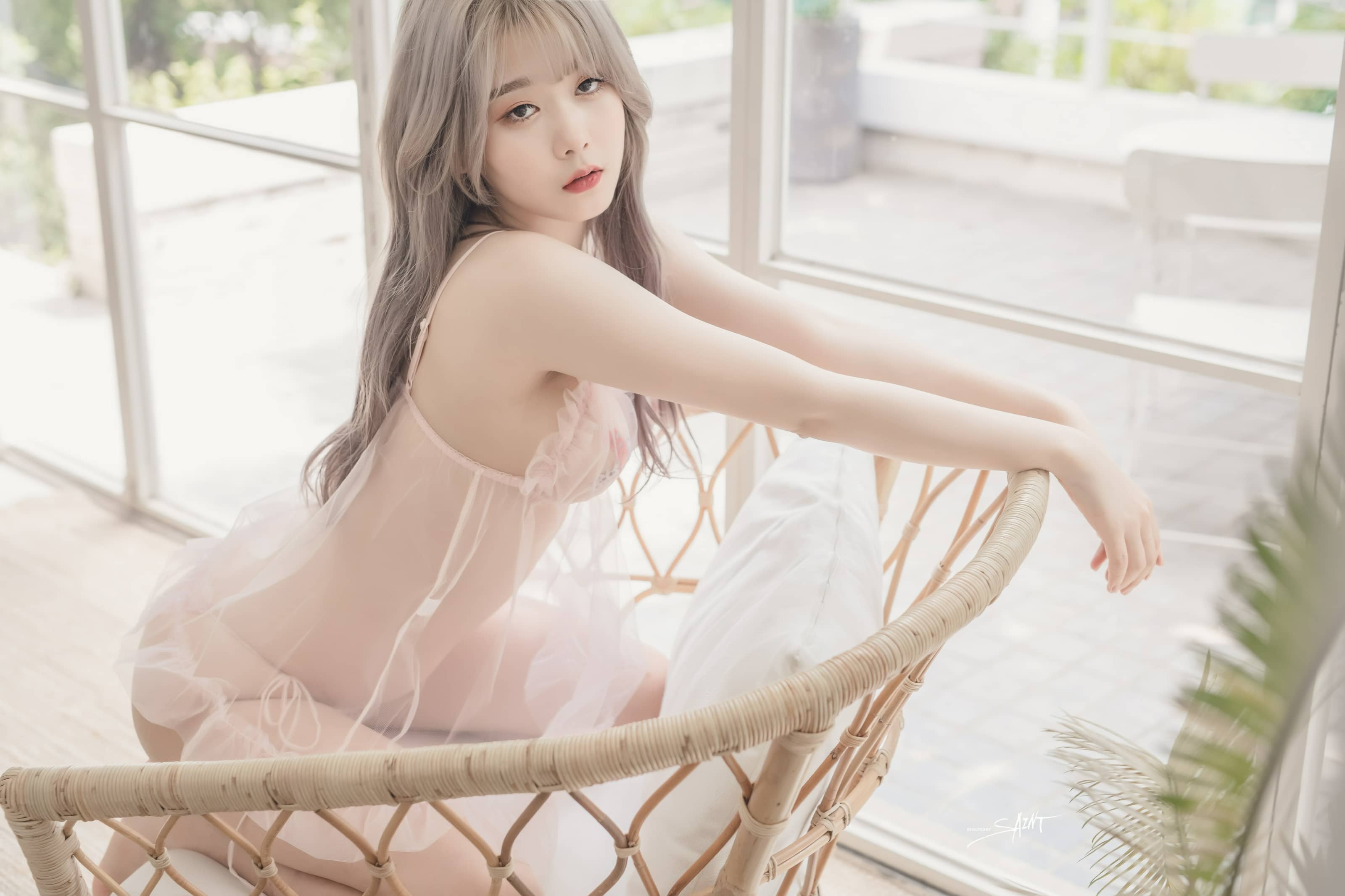 Zia(지아) NO.053 – [SAINT Photolife] VOL.01 Hyacinth [76P]