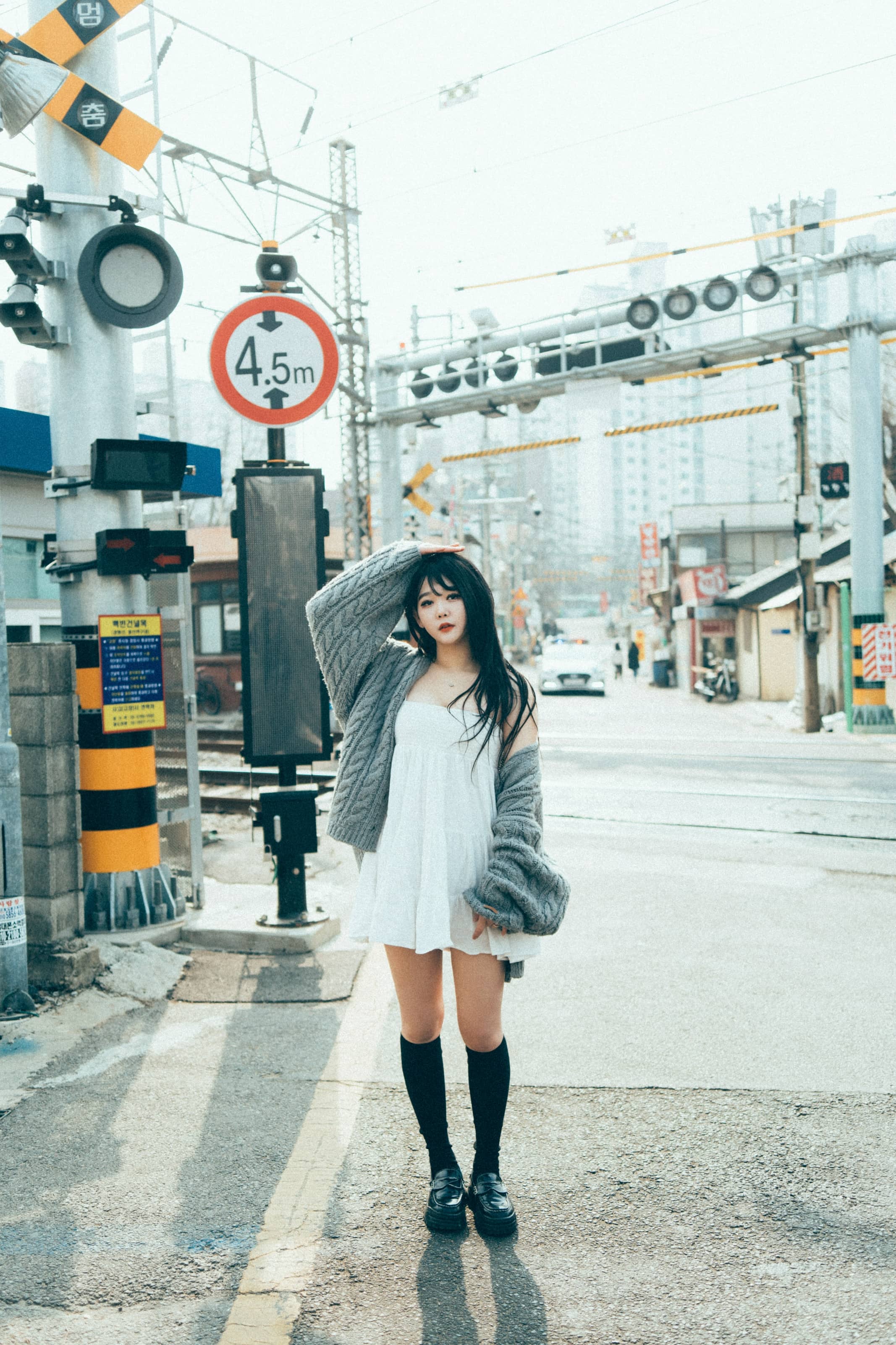 Zia(지아) NO.057 – [Loozy] Only for Fans [23P]