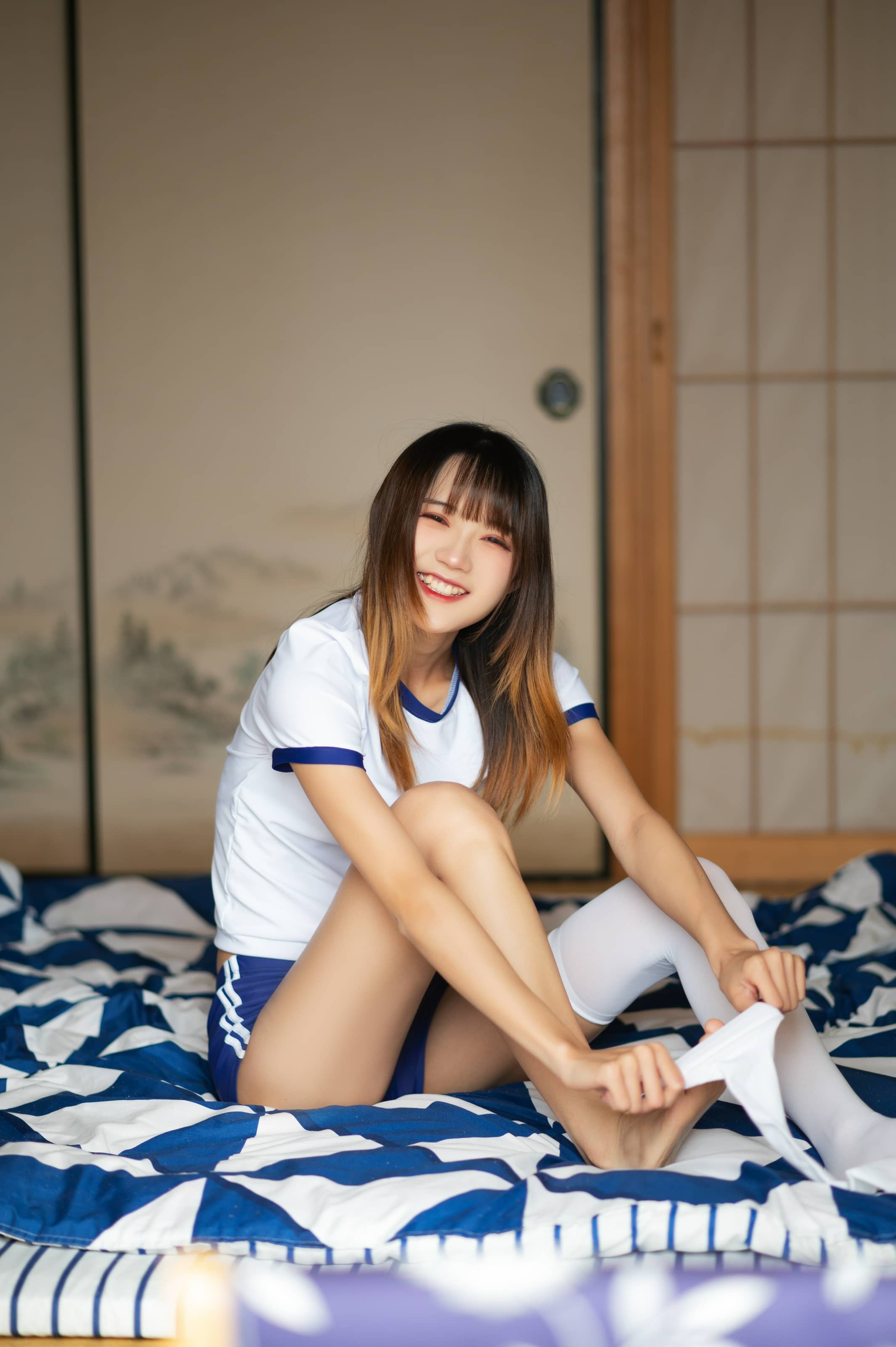 兔子Zzz不吃胡萝卜 NO.038 – 体操服少女 [36P]