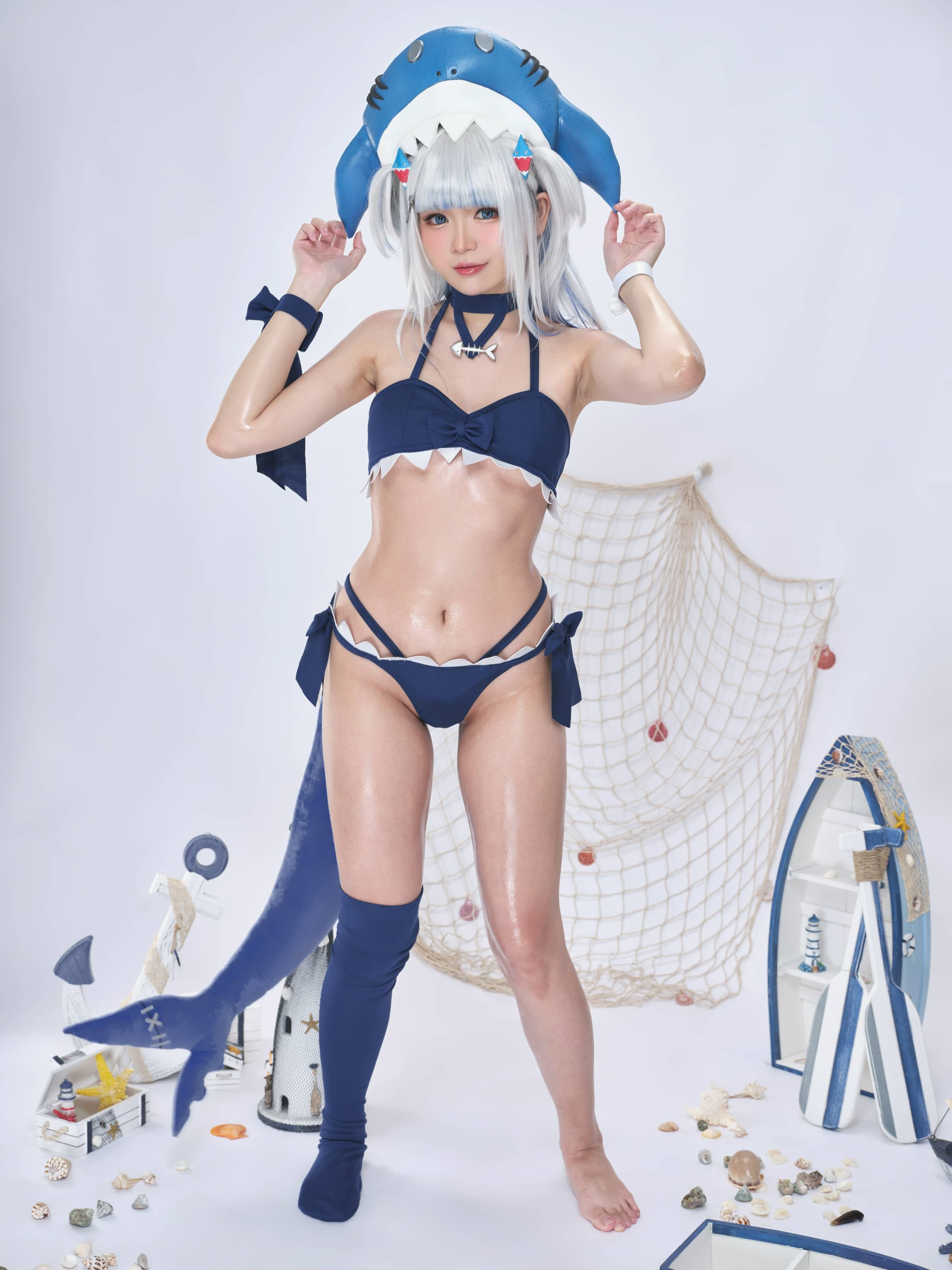 ZinieQ NO.087 – Hololive Gawr Gura Swimsuit [26P 2V]