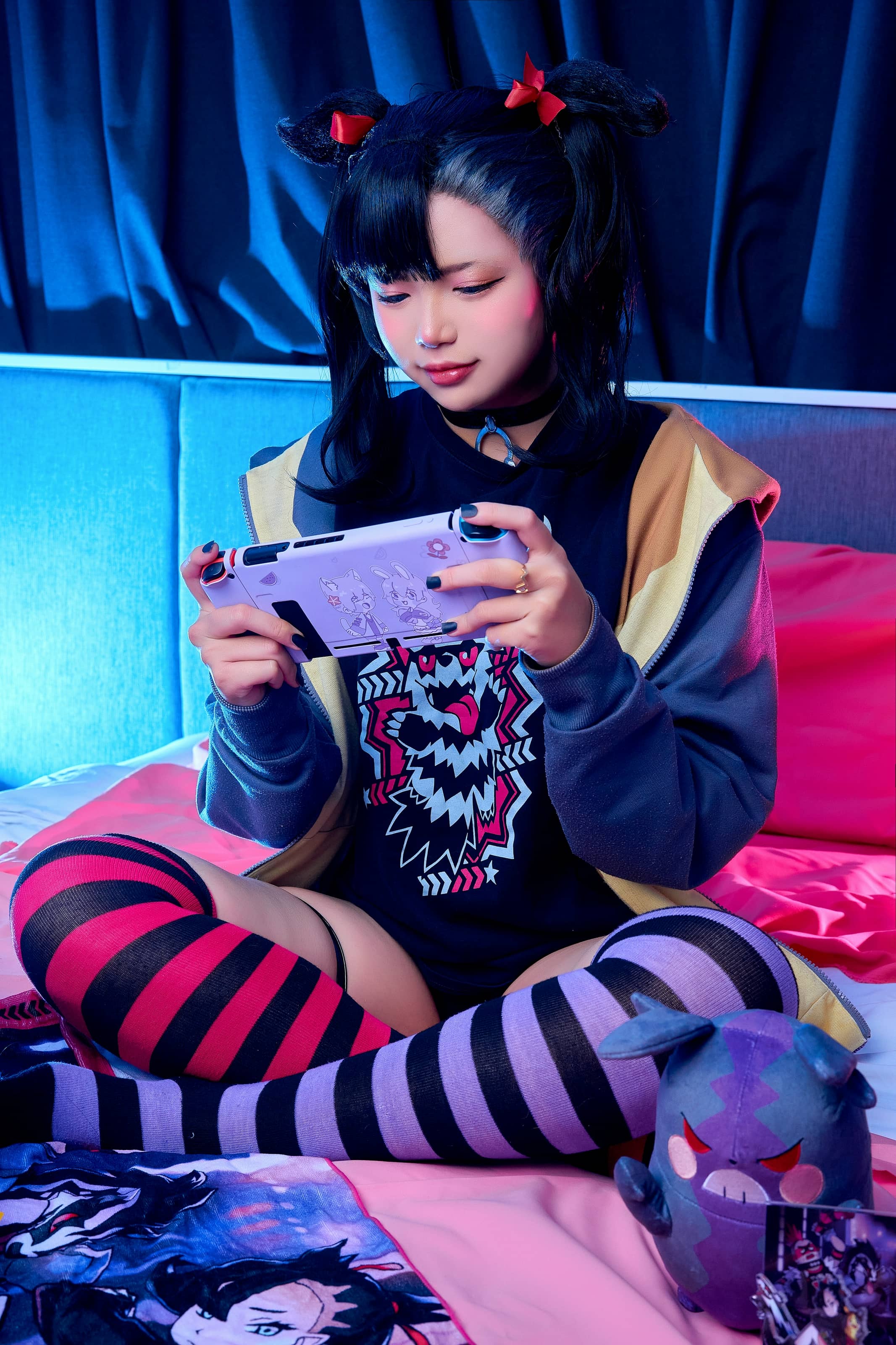 ZinieQ NO.068 – Marnie Gaming [28P]