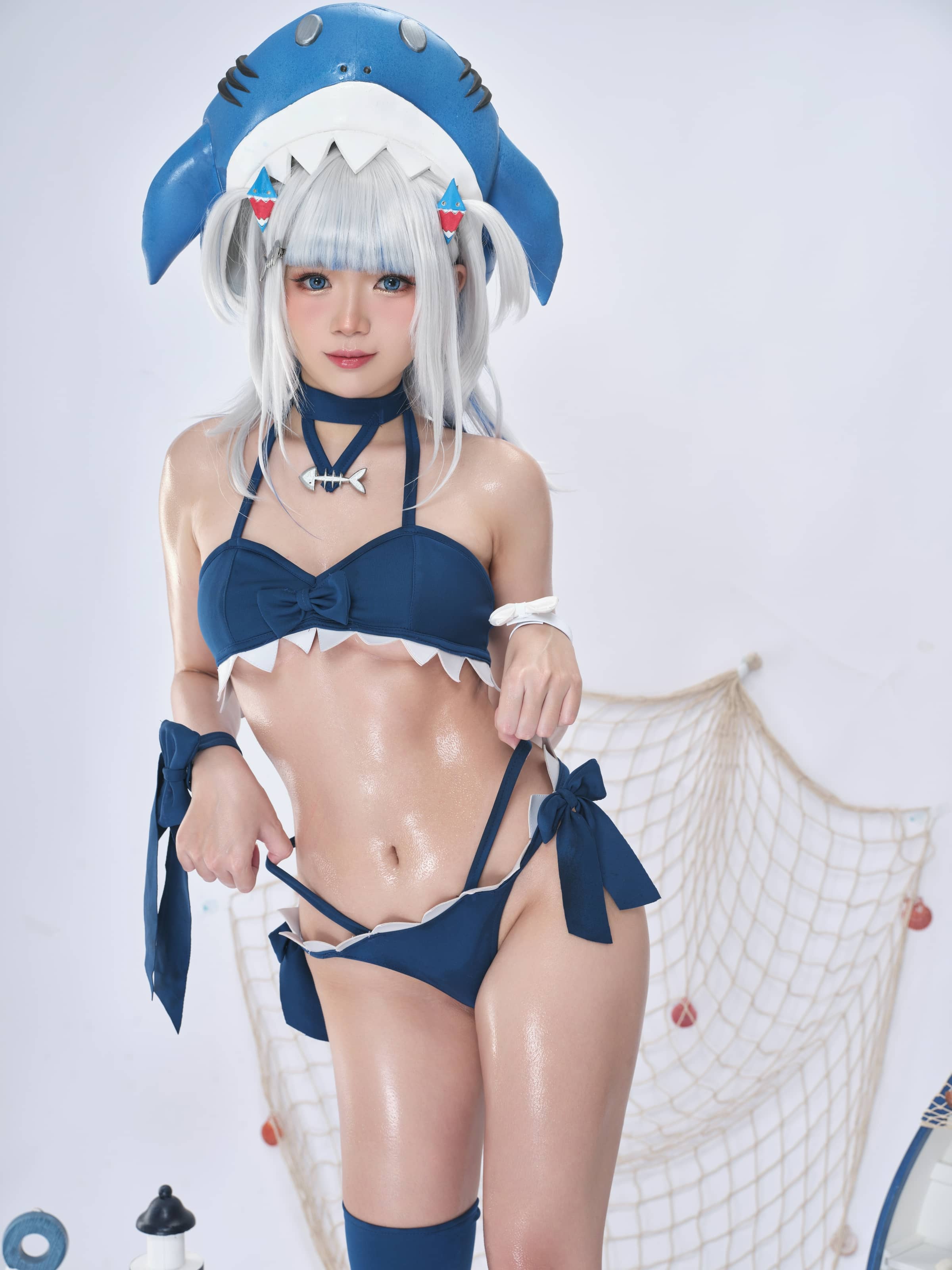 ZinieQ NO.087 – Hololive Gawr Gura Swimsuit [26P 2V]