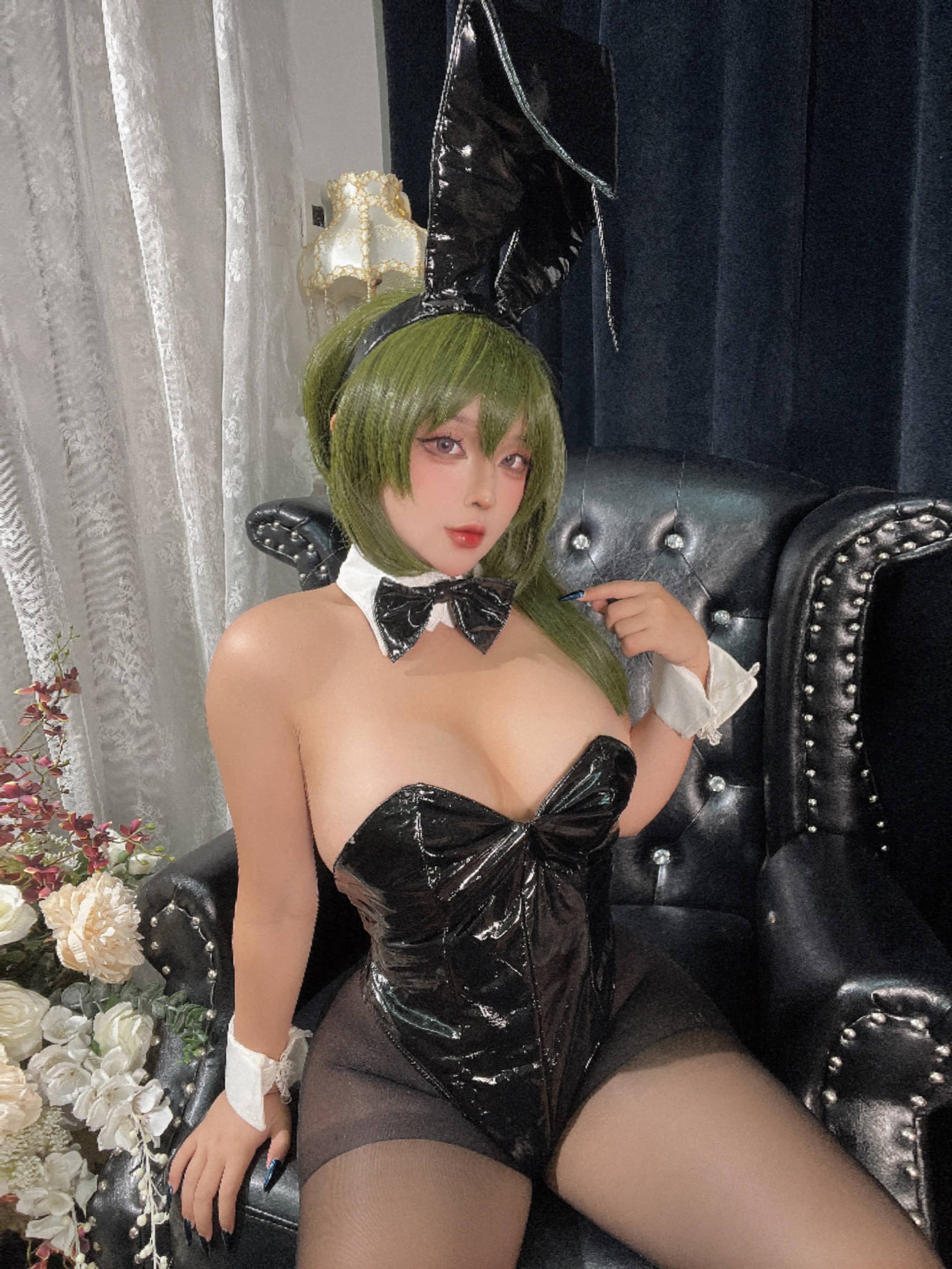 Sayo Momo NO.049 – Ubel Black Easter Bunny [76P]