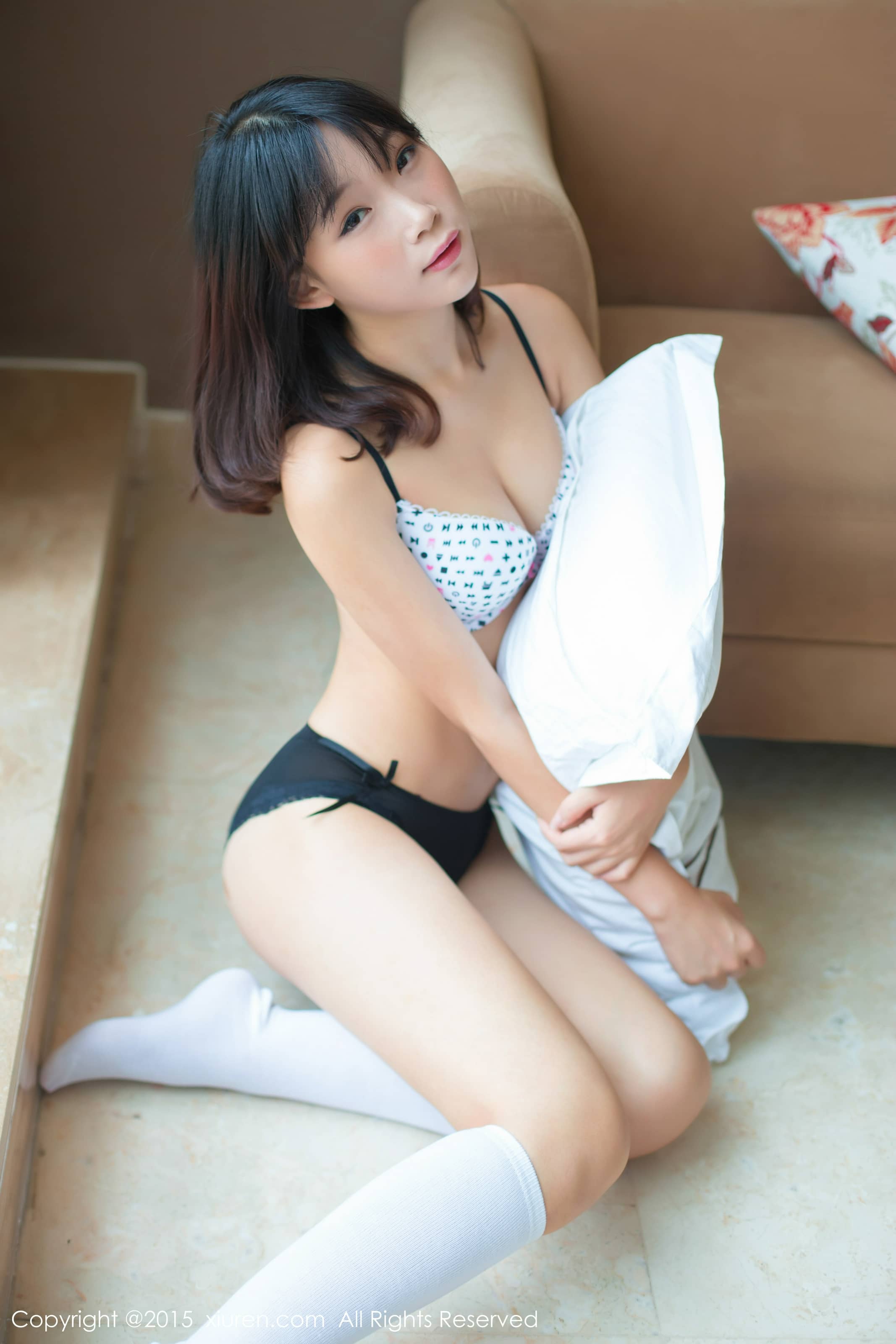 秀人网合集 NO. – 2015.10.27 No.0410 颖仪baby [47P]