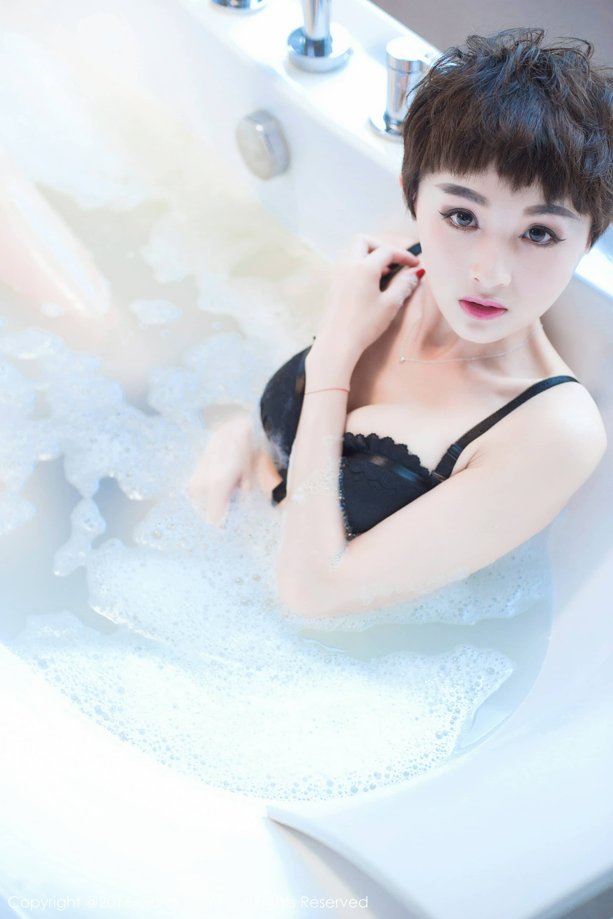 秀人网合集 NO. – 2016.12.10 No.0657 baby_kiki [71P]