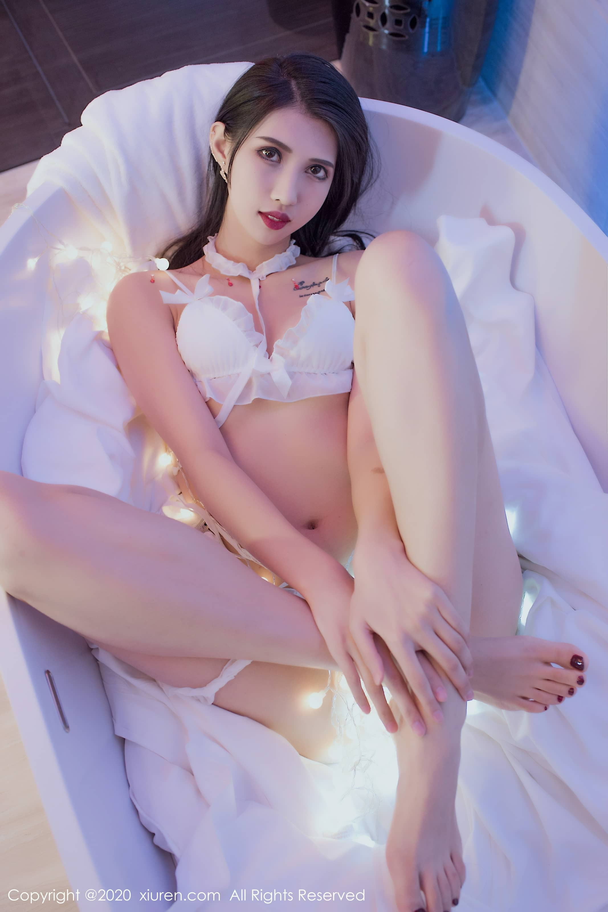 秀人网合集 NO. – 2020.03.16 No.2061 葛征Model [84P]