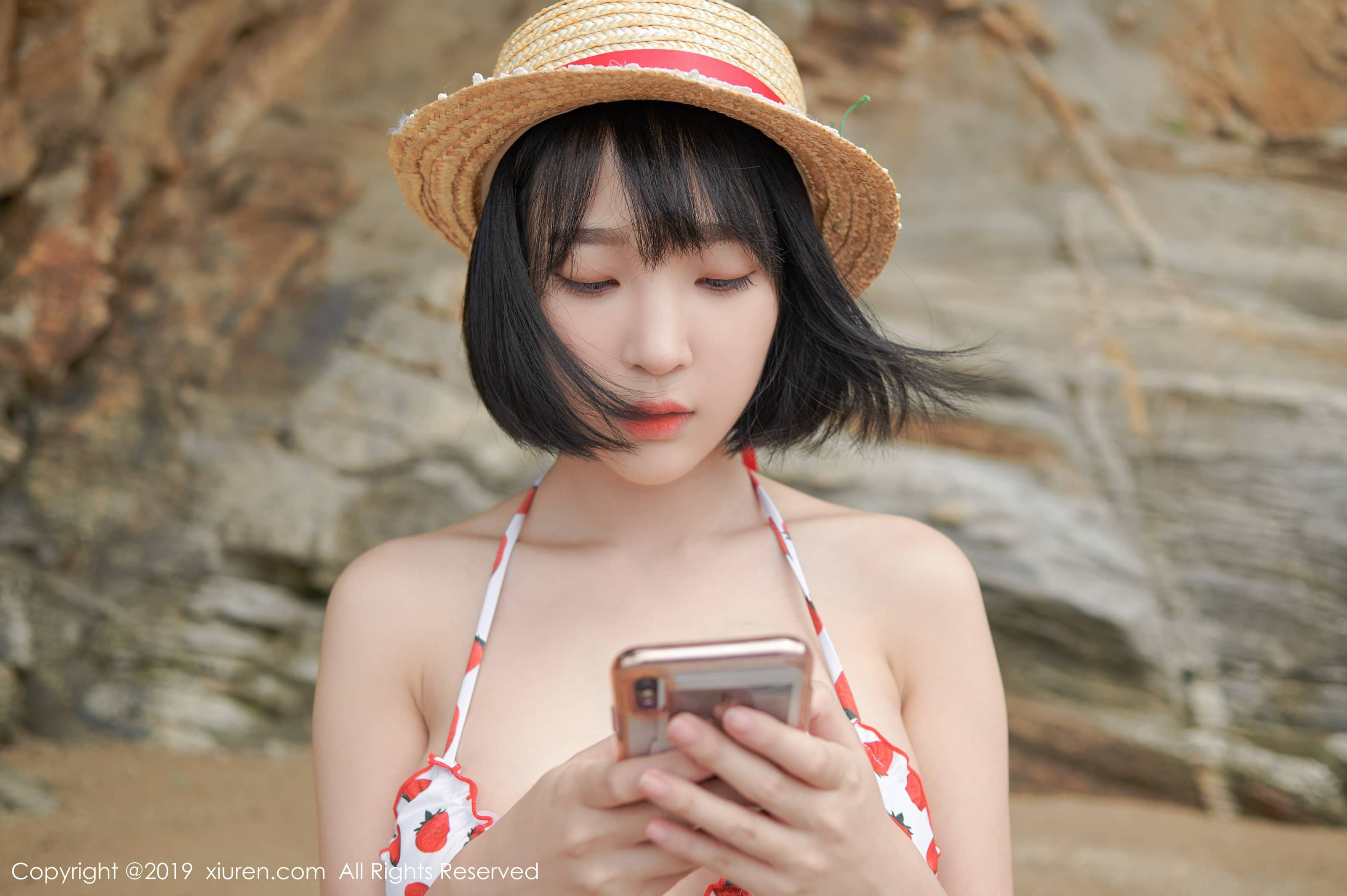 秀人网合集 NO. – 2019.08.12 No.1611 模特_卿卿 [54P]